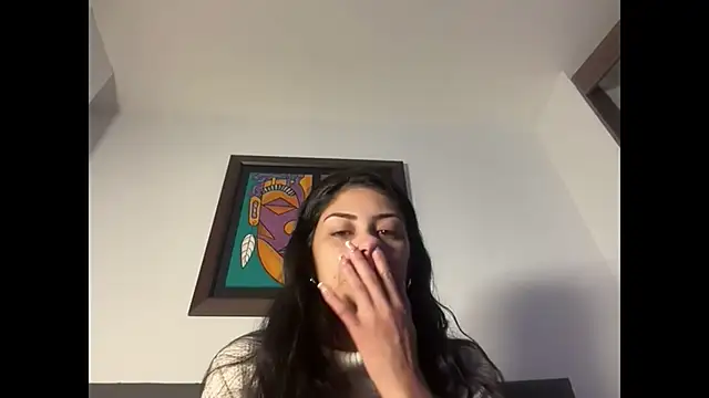 AbrilSantosxo online show from April 14, 2026, 2:33 pm