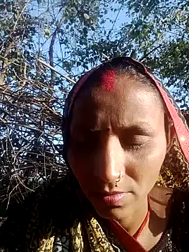 Juli rathore online show from January 17, 2026, 2:48 am