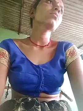 Snapshot of Juli_rathore chatting on May 31, 2026, 12:16 am Juli rathore online show from May 31, 2026, 12:16 am
