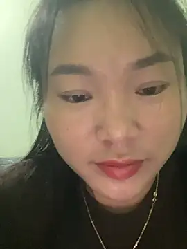 Snapshot of Shy-jane chatting on February 2, 2026, 4:33 am Shy-jane online show from February 2, 2026, 4:33 am