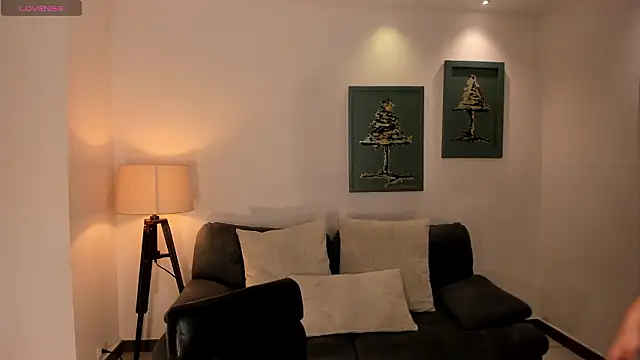 MilaVelvet  online show from February 18, 2026, 12:01 pm