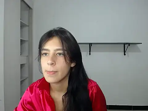 luisandri  online show from February 11, 2026, 4:56 am