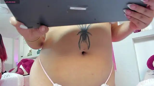 Snapshot of Rosy_Sweet chatting on February 3, 2026, 11:48 am Rosy Sweet online show from February 3, 2026, 11:48 am