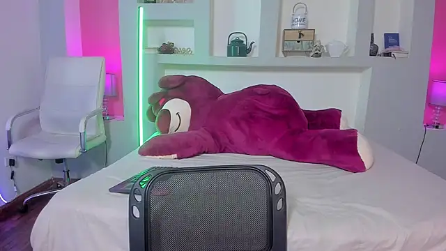 Snapshot of Rosy_Sweet chatting on February 25, 2026, 11:54 am Rosy Sweet online show from February 25, 2026, 11:54 am