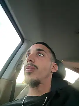 piccolo2002 online show from June 18, 2026, 7:08 pm