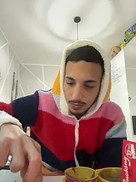 piccolo2002 online show from March 6, 2026, 4:02 pm