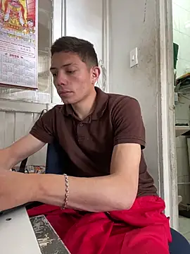 santiObrero online show from February 27, 2026, 4:29 pm