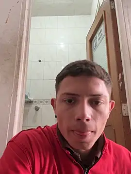 santiObrero online show from March 14, 2026, 3:29 pm