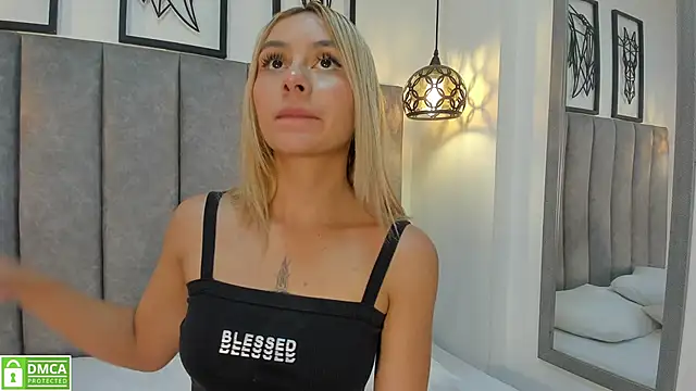 Snapshot of Zamahara_Rodriguez chatting on February 20, 2026, 7:05 pm Zamahara Rodriguez online show from February 20, 2026, 7:05 pm