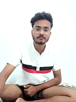 sdgjjkkmm online show from March 11, 2026, 11:26 am