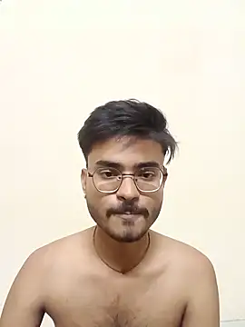 sdgjjkkmm online show from June 3, 2026, 7:18 pm