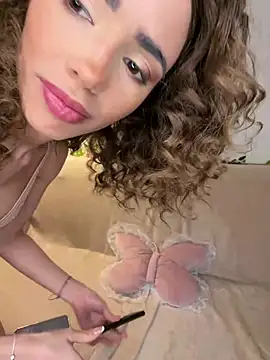 AyanaLys online show from March 30, 2026, 4:41 pm