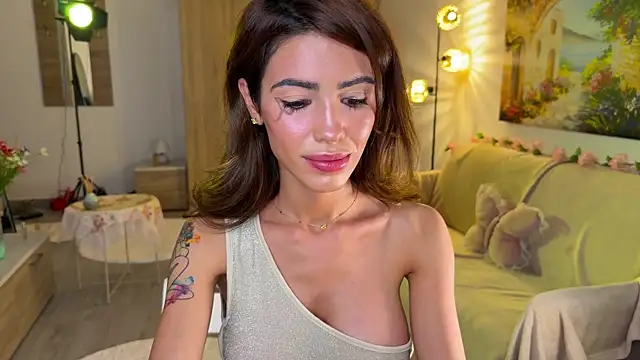 AyanaLys online show from July 8, 2026, 3:24 pm