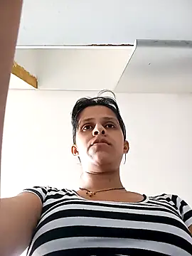 mitzukywinteer online show from March 6, 2026, 8:48 pm