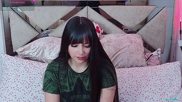 Snapshot of Sabrinaaa__ chatting on July 29, 2026, 4:39 pm Sabrinaaa online show from July 29, 2026, 4:39 pm