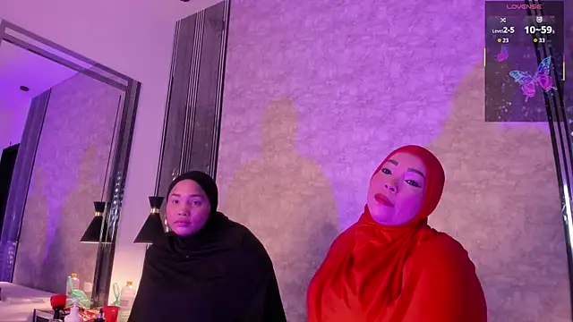 Helen Camila online show from February 20, 2026, 4:09 am