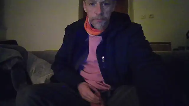 chiichii23 online show from November 10, 2025, 8:25 pm