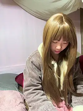 Snapshot of Lata-cute chatting on February 5, 2026, 9:16 am Lata-cute online show from February 5, 2026, 9:16 am