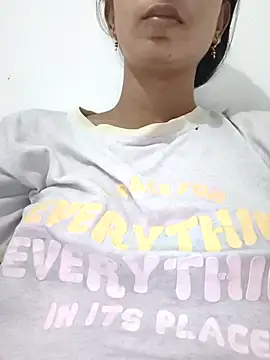 Cute-Natashaa online show from May 3, 2026, 5:38 pm