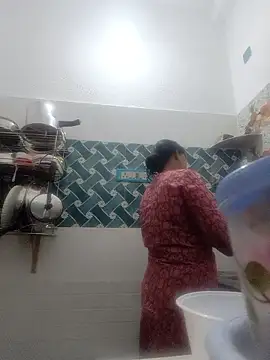 Hot-Tinaa online show from April 10, 2026, 4:19 am