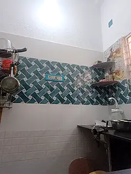 Hot-Tinaa online show from March 18, 2026, 3:42 am