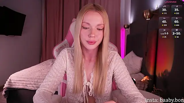 cutebon online show from February 9, 2026, 1:53 pm