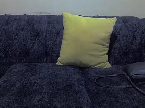 champers1234 online show from February 18, 2026, 2:57 pm