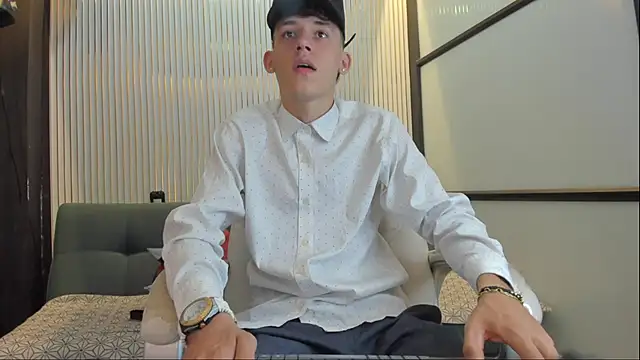 mikebenefleck 01 online show from May 8, 2026, 12:42 pm