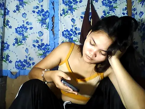 PinaySkinnyJust18 online show from May 10, 2026, 12:36 am