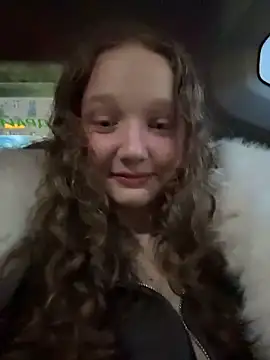 Snapshot of outside_rosy chatting on March 2, 2026, 3:41 pm outside rosy online show from March 2, 2026, 3:41 pm