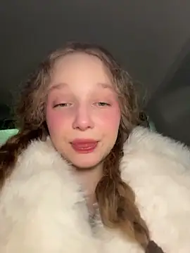 outside rosy online show from March 3, 2026, 4:03 pm