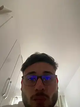 peuba12 online show from February 23, 2026, 1:23 pm