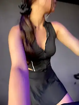 Amaliarand online show from April 25, 2026, 2:47 pm