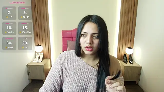 Snapshot of IvonneRoss_ chatting on March 2, 2026, 12:23 pm IvonneRoss online show from March 2, 2026, 12:23 pm