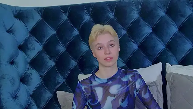 Snapshot of AgataGate chatting on March 3, 2026, 3:52 pm AgataGate online show from March 3, 2026, 3:52 pm