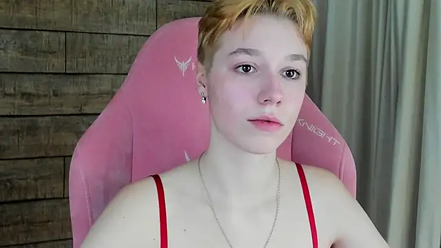 Snapshot of AgataGate chatting on February 7, 2026, 5:15 am AgataGate online show from February 7, 2026, 5:15 am