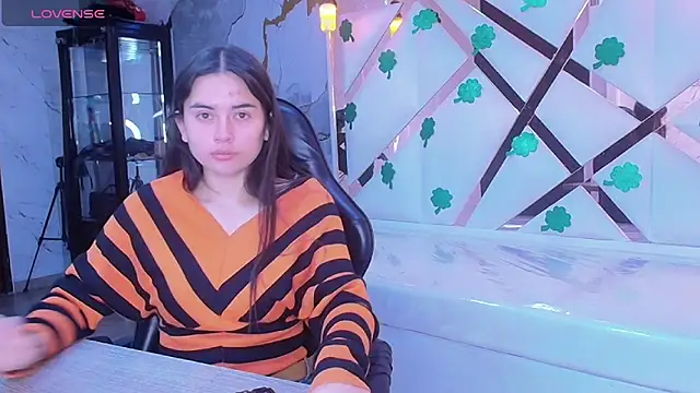 Qetsyah tf online show from March 24, 2026, 1:55 pm