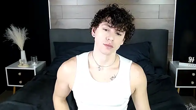 TylerGibson online show from February 6, 2026, 4:08 am