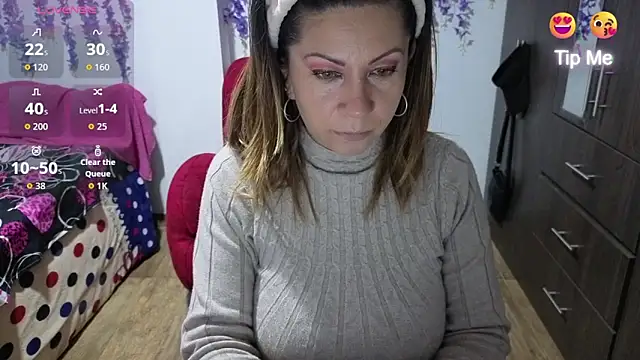 xxxMilexxx online show from February 4, 2026, 11:05 am