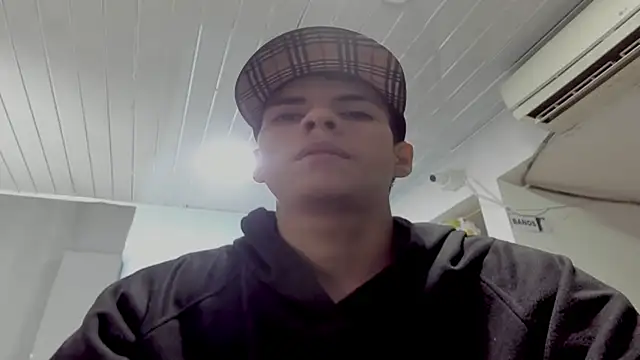 wildsexinmyroom online show from January 17, 2026, 7:34 am