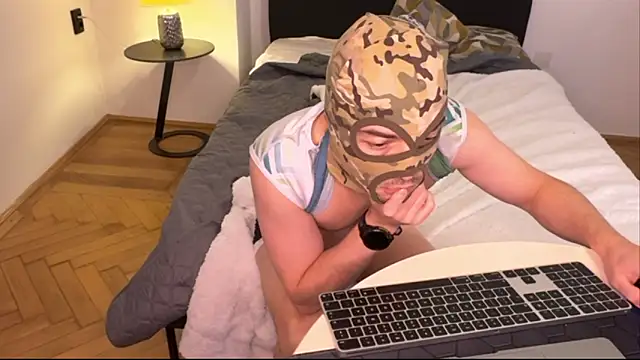 Snapshot of AfterTheRun chatting on February 2, 2026, 10:03 am AfterTheRun online show from February 2, 2026, 10:03 am