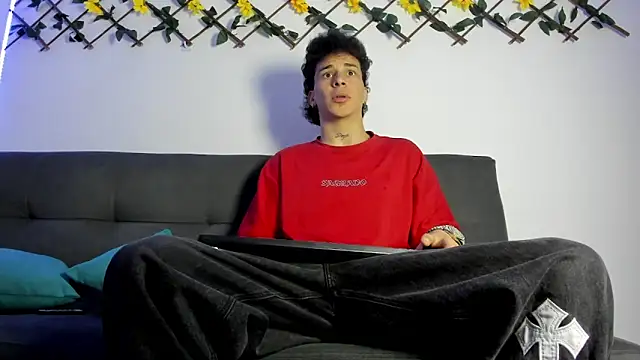 Maxxx bigcockx online show from March 13, 2026, 4:17 am