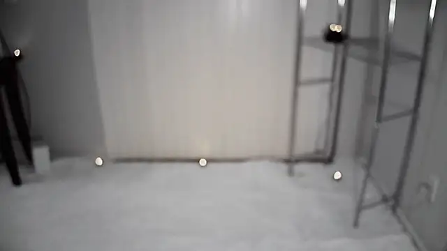 realivorydesire online show from January 17, 2026, 4:27 am