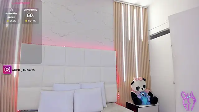 Snapshot of abril_snow chatting on May 12, 2026, 7:42 pm abril snow online show from May 12, 2026, 7:42 pm