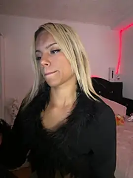 andyy x online show from April 5, 2026, 10:27 pm