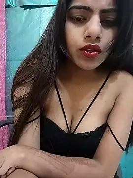 Snapshot of Alisha_Babyy chatting on February 13, 2026, 4:34 am Alisha Babyy online show from February 13, 2026, 4:34 am