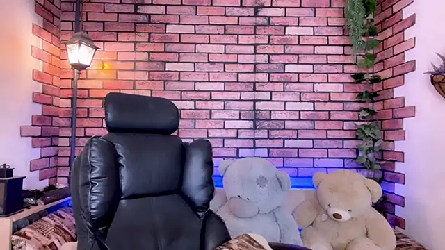 Eva StarXXXX online show from December 16, 2025, 1:26 pm