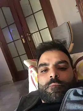 Snapshot of solsit1990 chatting on February 1, 2026, 3:32 pm solsit1990 online show from February 1, 2026, 3:32 pm