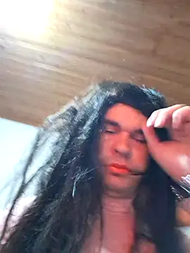 Snapshot of Leticiarudnick chatting on February 1, 2026, 10:57 am Leticiarudnick online show from February 1, 2026, 10:57 am