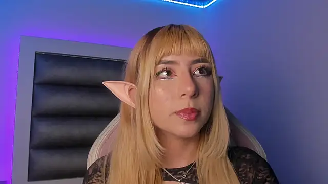 Snapshot of adhalee_js chatting on January 31, 2026, 8:07 pm adhalee js online show from January 31, 2026, 8:07 pm